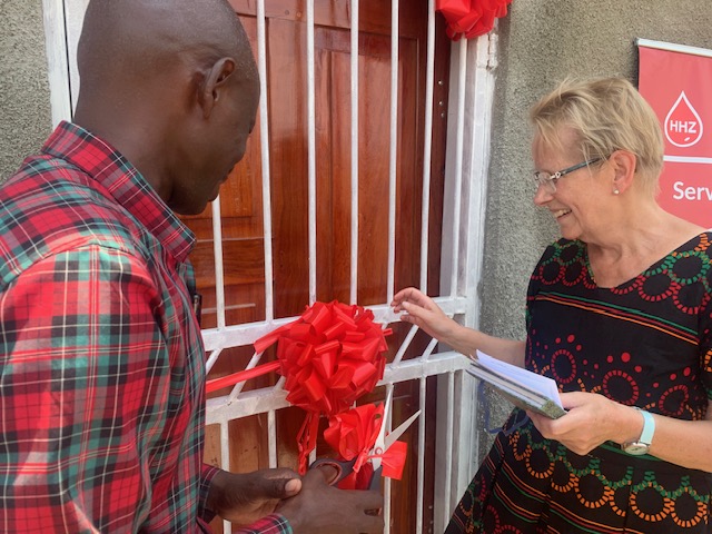 Kath about to cut ribbon