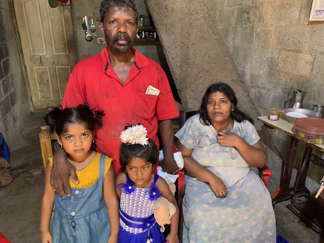 Noble, his daughter Lili and grandaughters